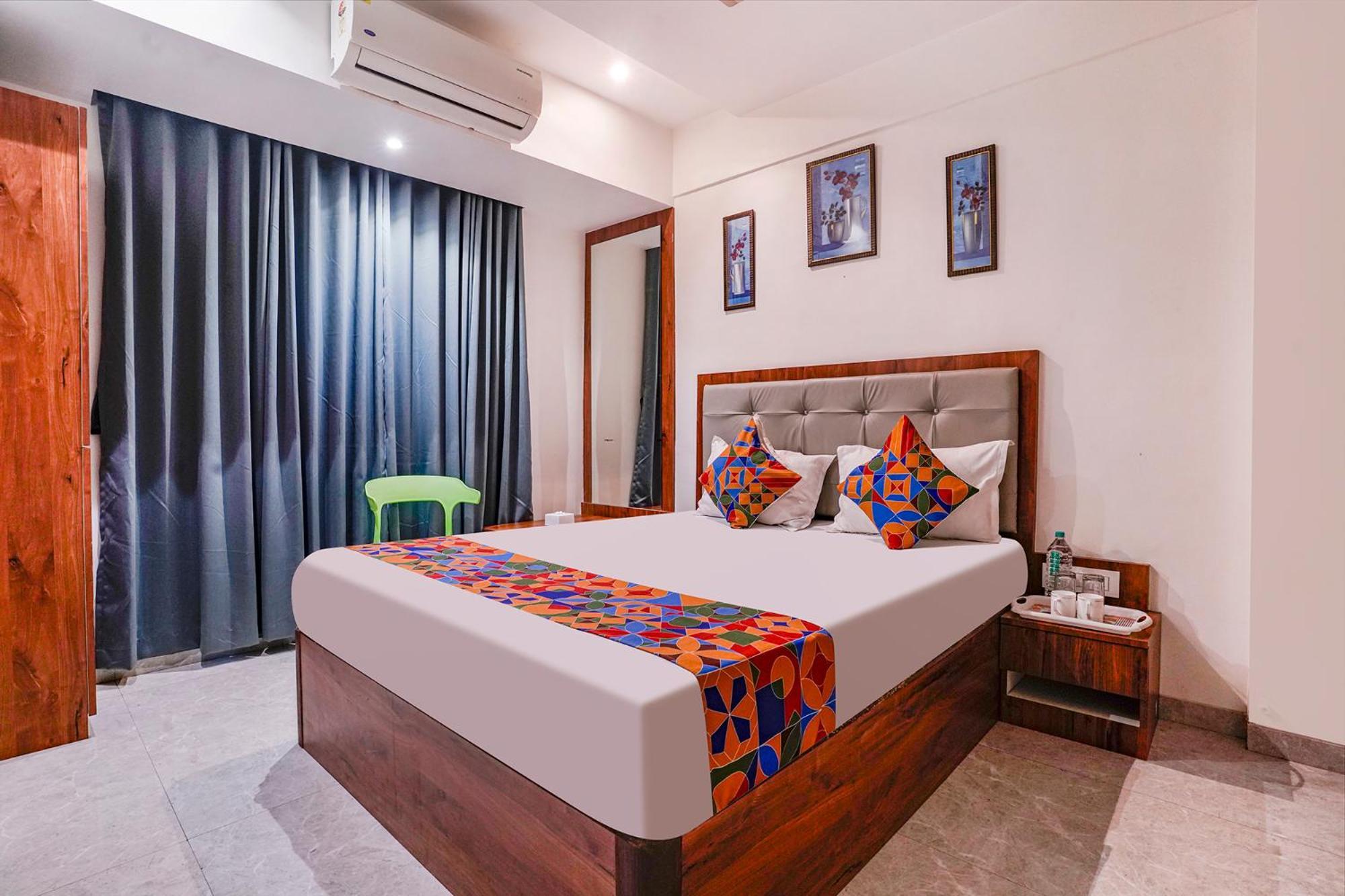 Hotel Fabexpress Utsav Residency - Nr Panvel à Jāmb Extérieur photo